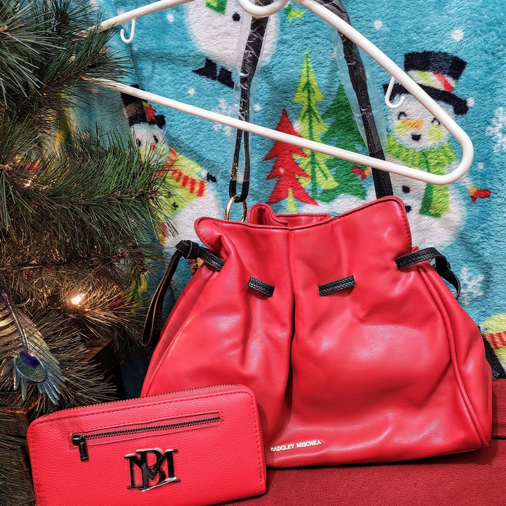 Badgley Mischka Vibrant Red Shoulder Bag and Wallet